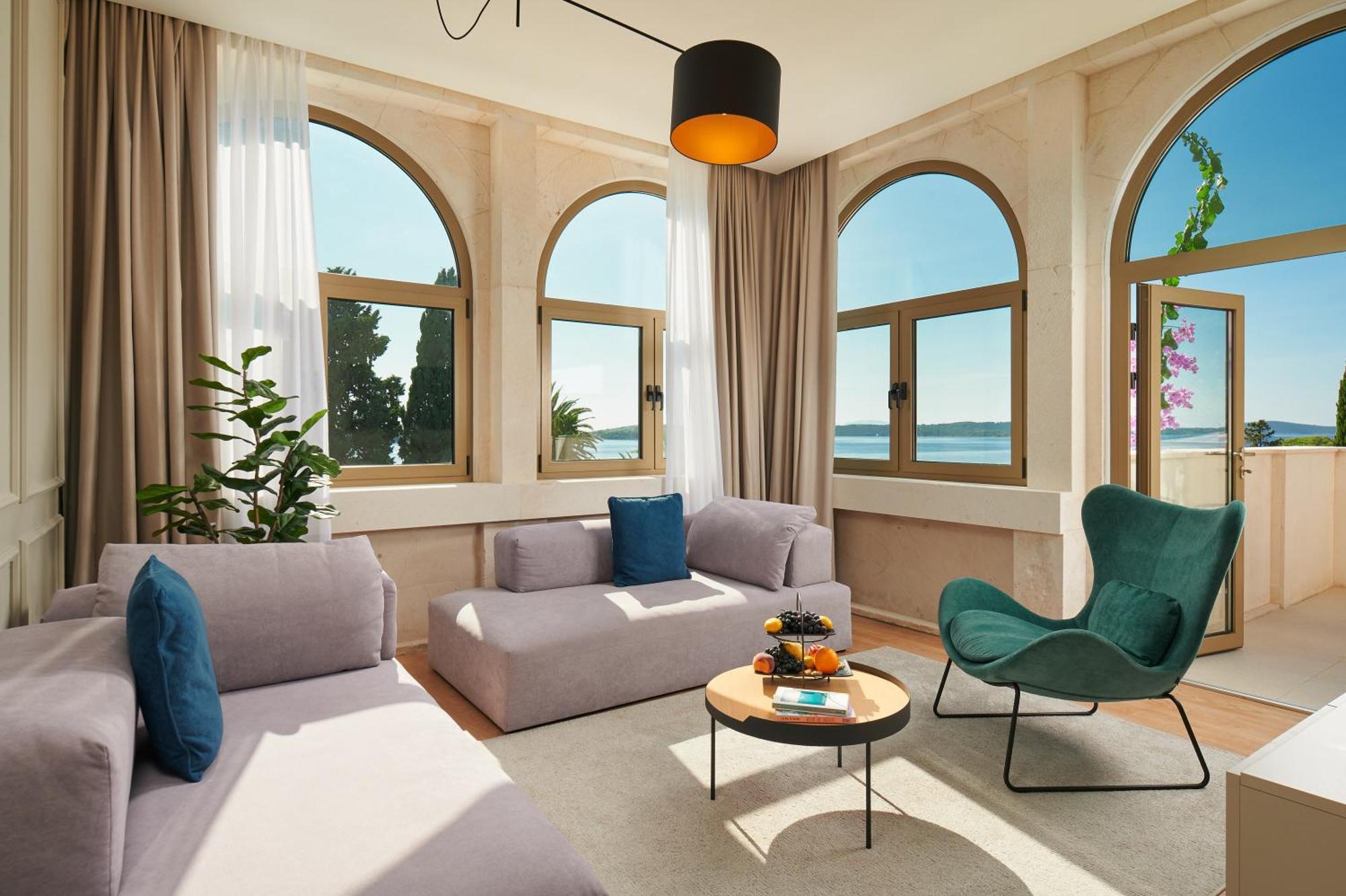Hotel Moeesy, Blue & Green Oasis Хвар Номер фото